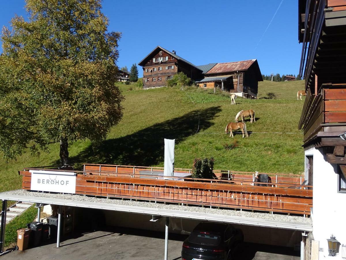 Der Berghof Aparthotel Hirschegg  Exterior foto